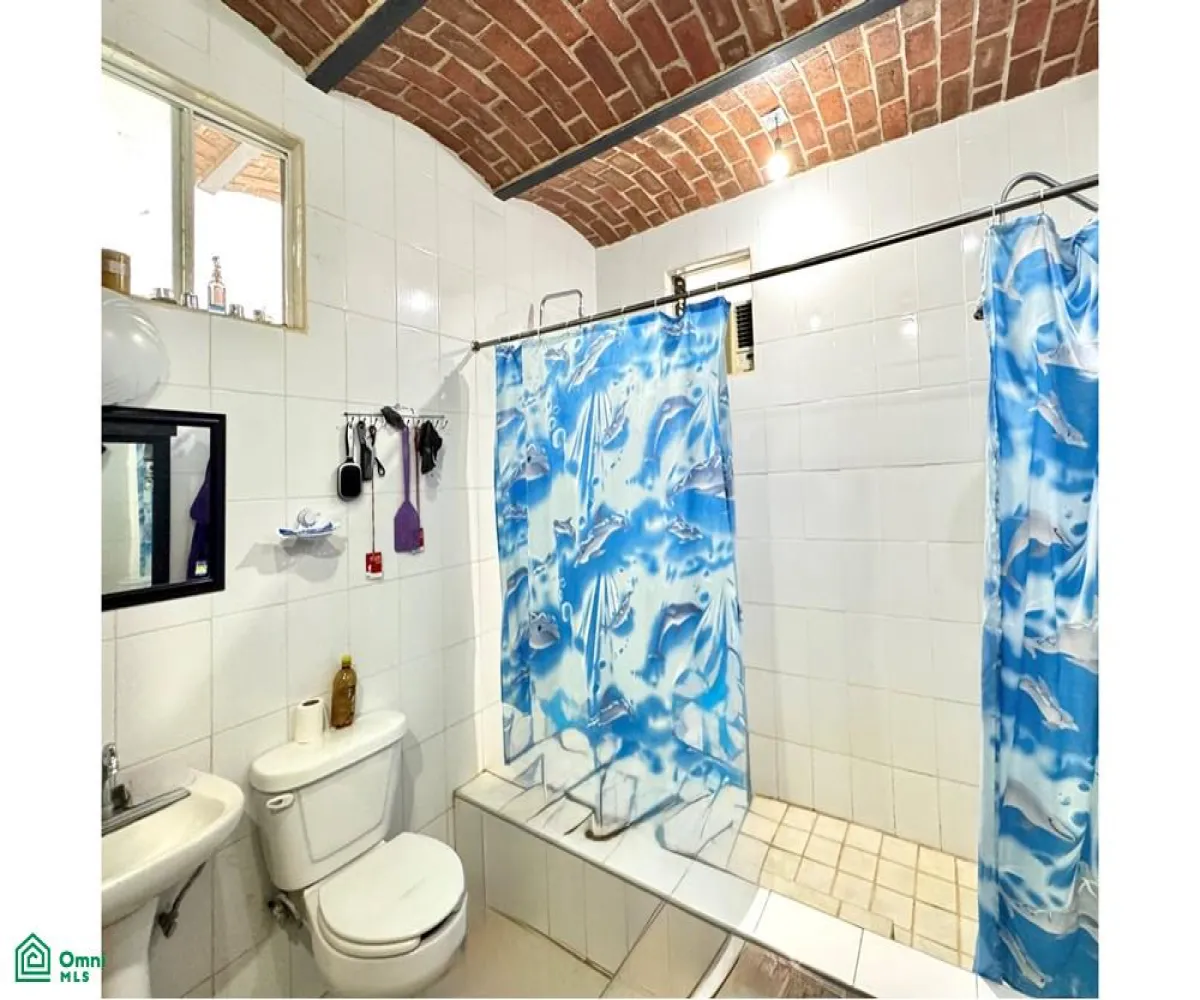 En Venta,Sutaj,Hernando Martell 565, Guadalajara, Jalisco 44840, 6 Habitaciones,7 Baños,Hernando Martell,2,MX25954903