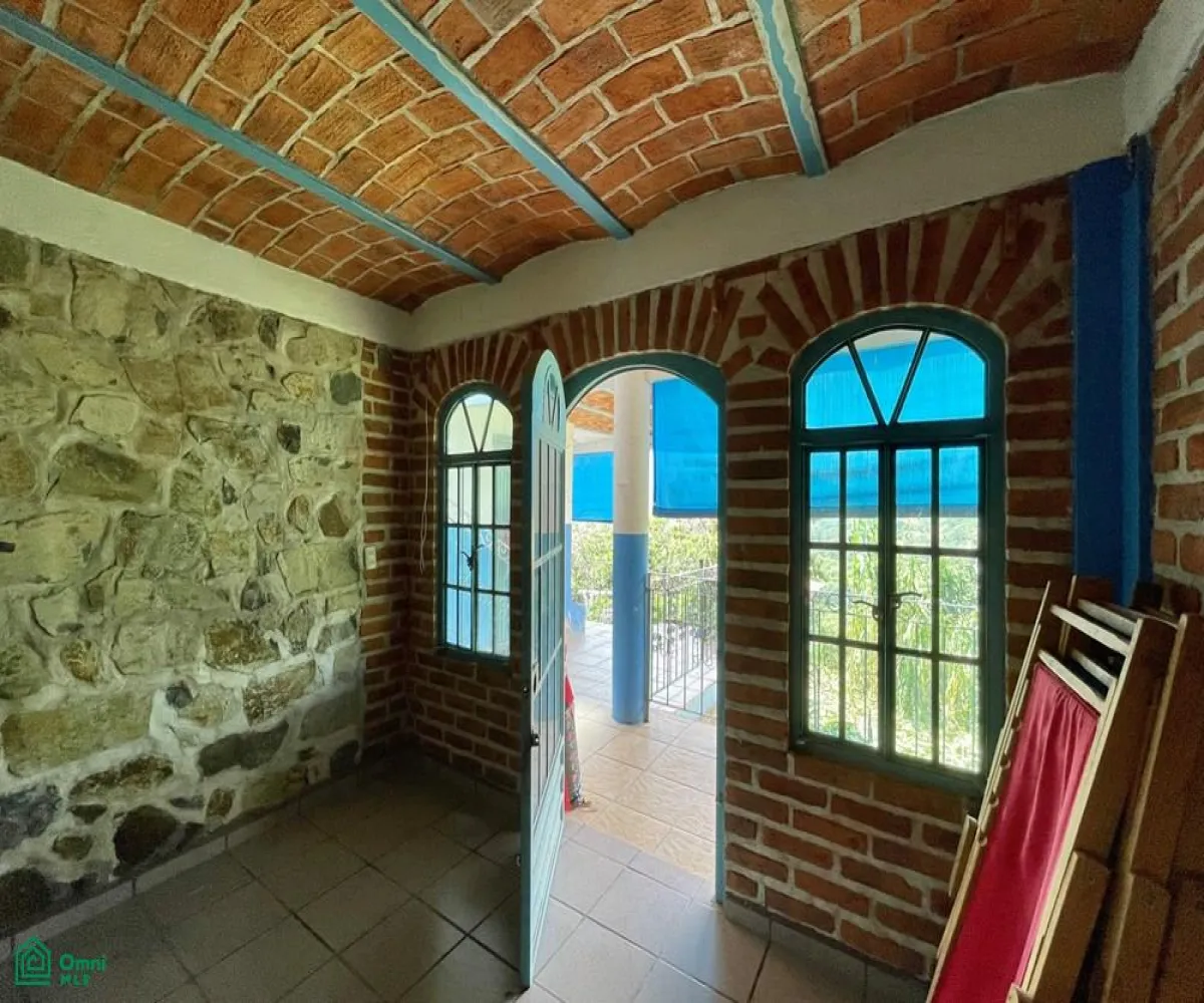 Local En Venta,Ixtlahuacan De Los Membrillos,Camino de los Arrieros 3-B, Guadalajara, Jalisco 45850, 3 Habitaciones,4 Baños,Camino de los Arrieros,2,MX25956764