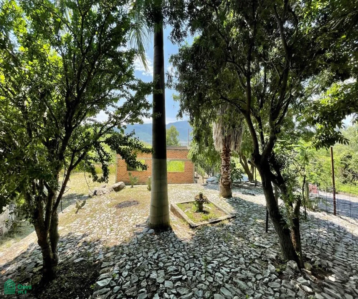 Local En Venta,Ixtlahuacan De Los Membrillos,Camino de los Arrieros 3-B, Guadalajara, Jalisco 45850, 3 Habitaciones,4 Baños,Camino de los Arrieros,2,MX25956764