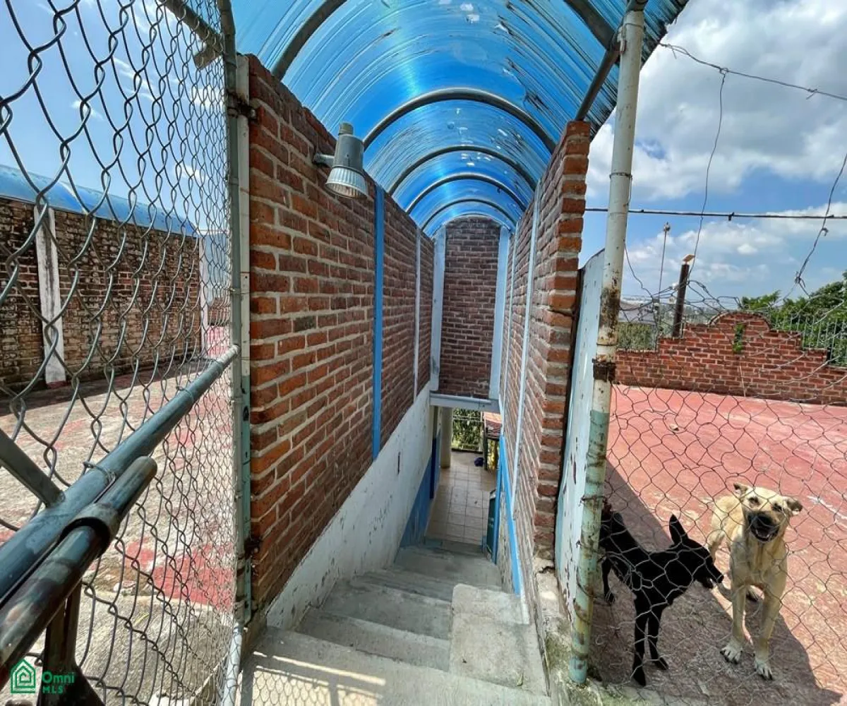 Local En Venta,Ixtlahuacan De Los Membrillos,Camino de los Arrieros 3-B, Guadalajara, Jalisco 45850, 3 Habitaciones,4 Baños,Camino de los Arrieros,2,MX25956764