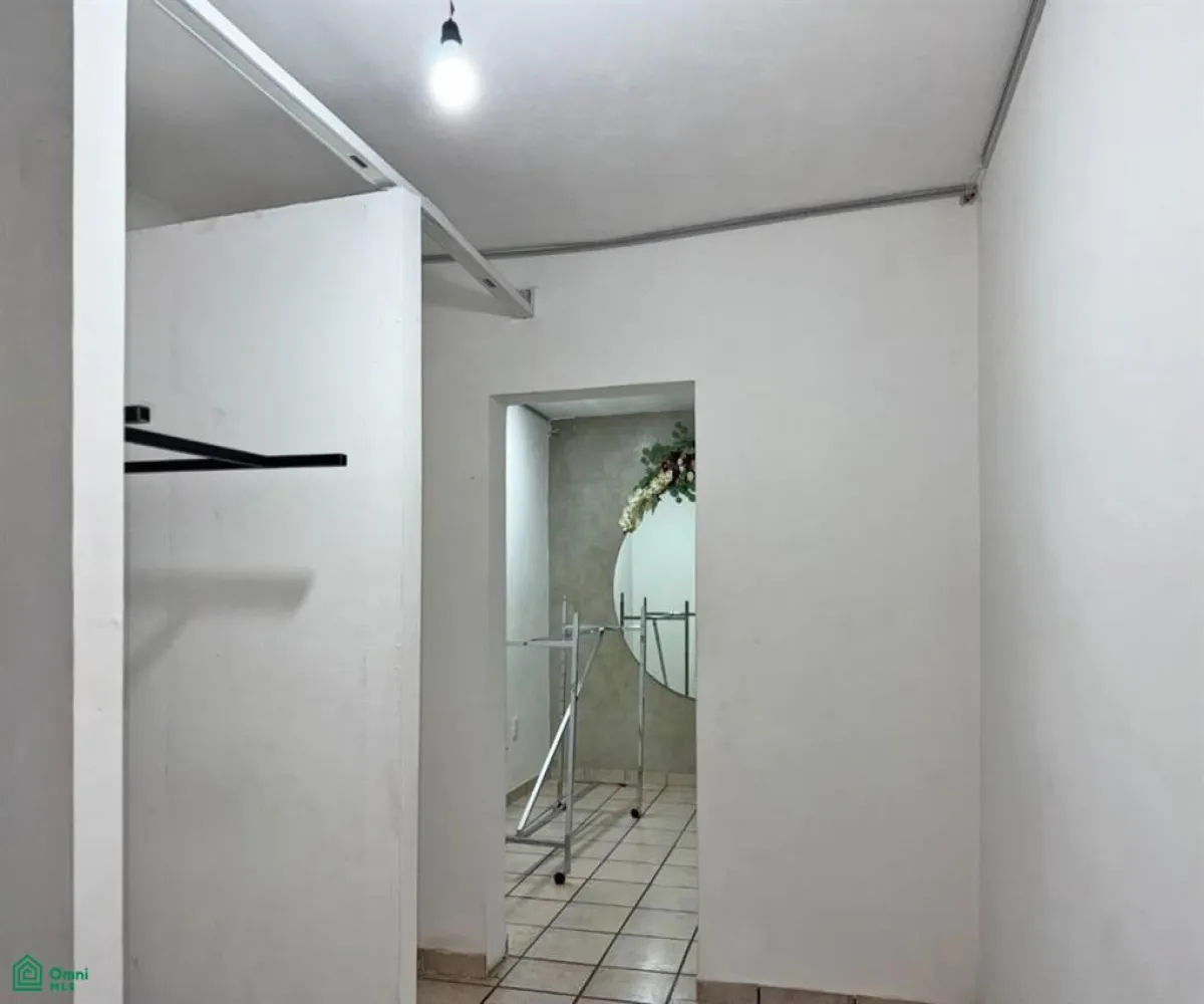 Local En Venta,Santa Teresita,Manuel Acuña 1526, Guadalajara, Jalisco 44600,2 Baños,Manuel Acuña,3,MX25957342