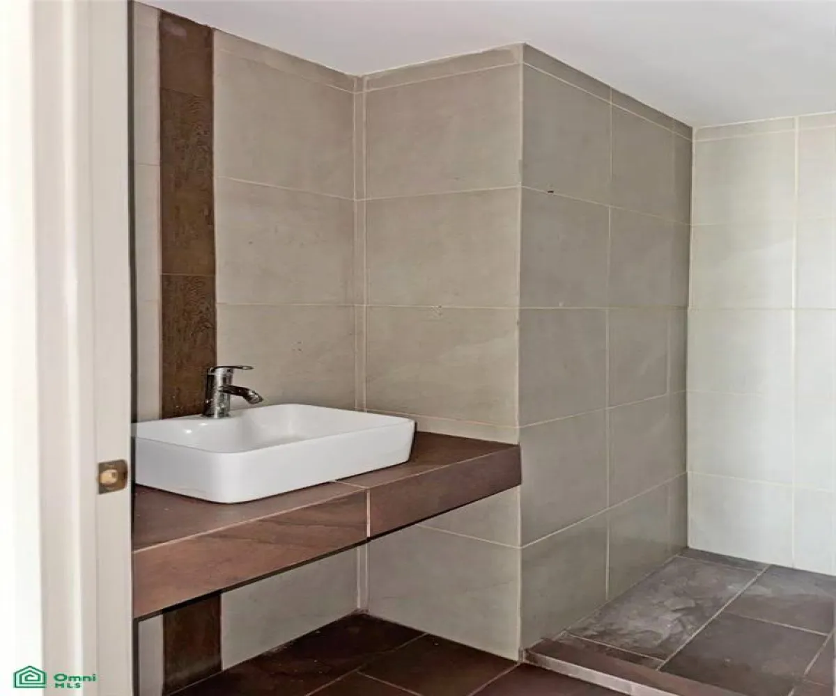 Local En Venta,Santa Teresita,Manuel Acuña 1526, Guadalajara, Jalisco 44600,2 Baños,Manuel Acuña,3,MX25957342