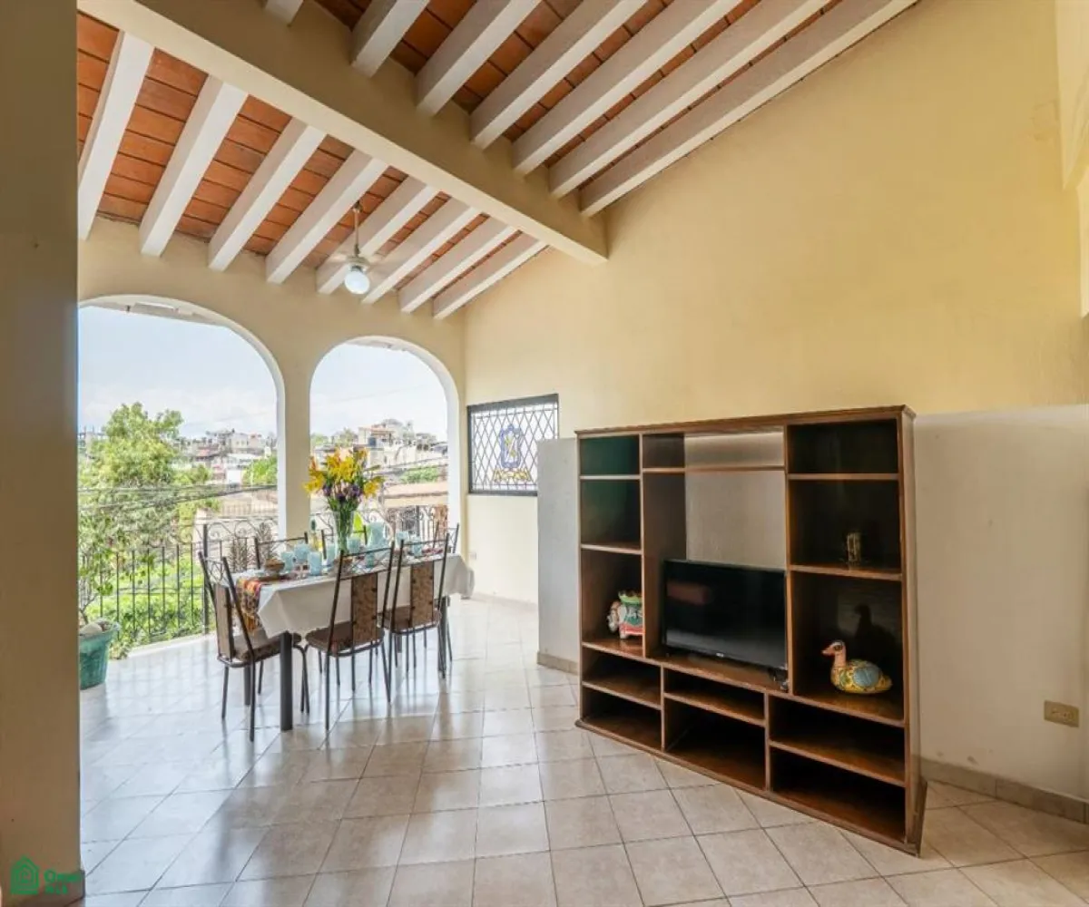 En Venta,Lopez Mateos,Rio Danubio 376, Puerto Vallarta, Jalisco 48340, 4 Habitaciones,5 Baños,Rio Danubio,MX25957416