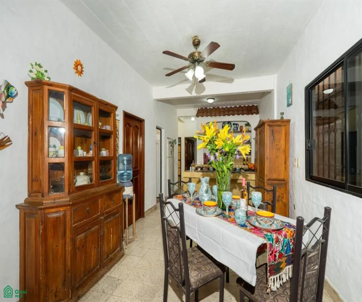 En Venta,Lopez Mateos,Rio Danubio 376, Puerto Vallarta, Jalisco 48340, 4 Habitaciones,5 Baños,Rio Danubio,MX25957416