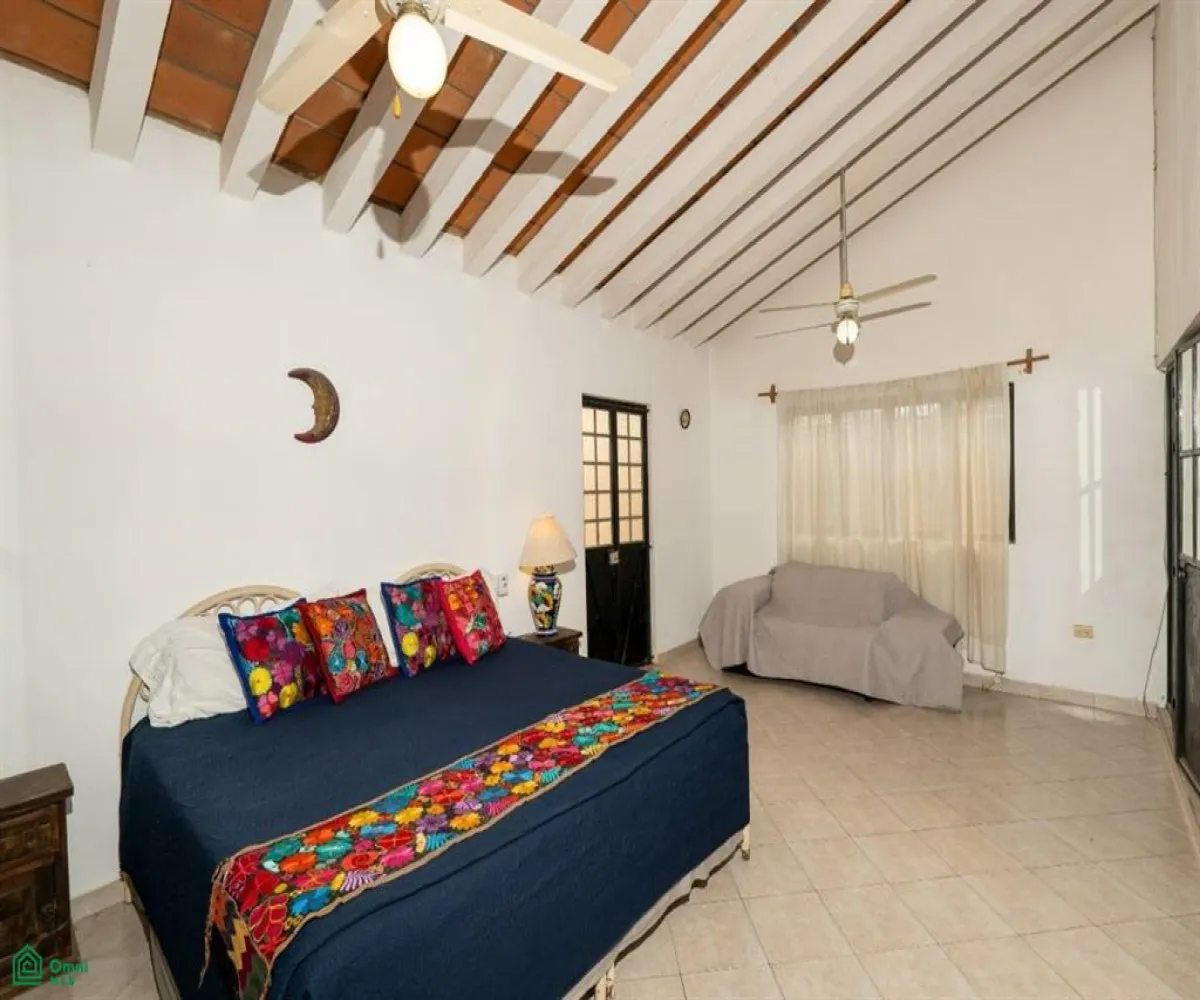 En Venta,Lopez Mateos,Rio Danubio 376, Puerto Vallarta, Jalisco 48340, 4 Habitaciones,5 Baños,Rio Danubio,MX25957416