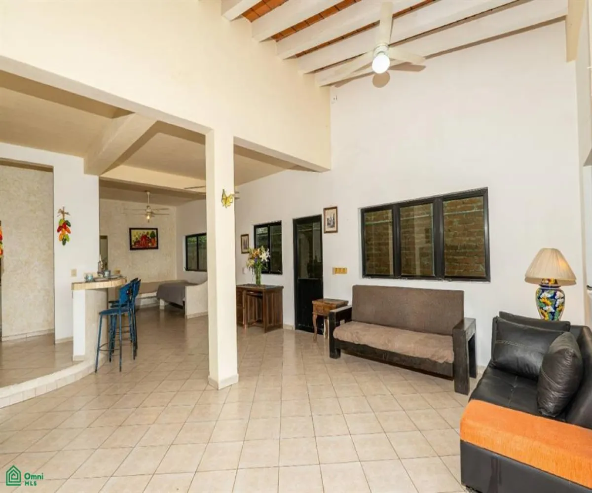 En Venta,Lopez Mateos,Rio Danubio 376, Puerto Vallarta, Jalisco 48340, 4 Habitaciones,5 Baños,Rio Danubio,MX25957416