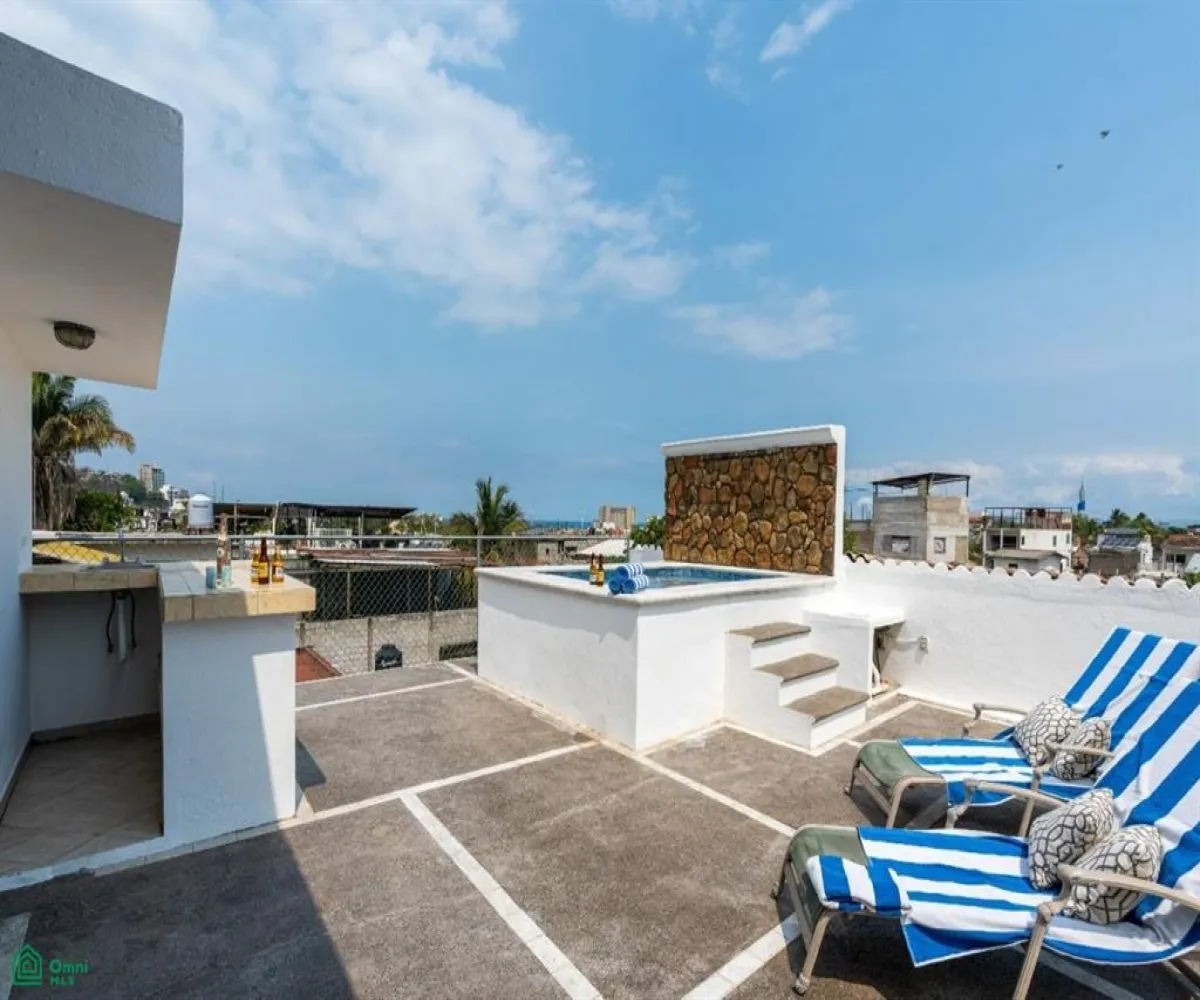 En Venta,Lopez Mateos,Rio Danubio 376, Puerto Vallarta, Jalisco 48340, 4 Habitaciones,5 Baños,Rio Danubio,MX25957416