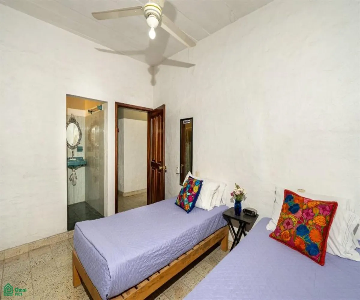 En Venta,Lopez Mateos,Rio Danubio 376, Puerto Vallarta, Jalisco 48340, 4 Habitaciones,5 Baños,Rio Danubio,MX25957416