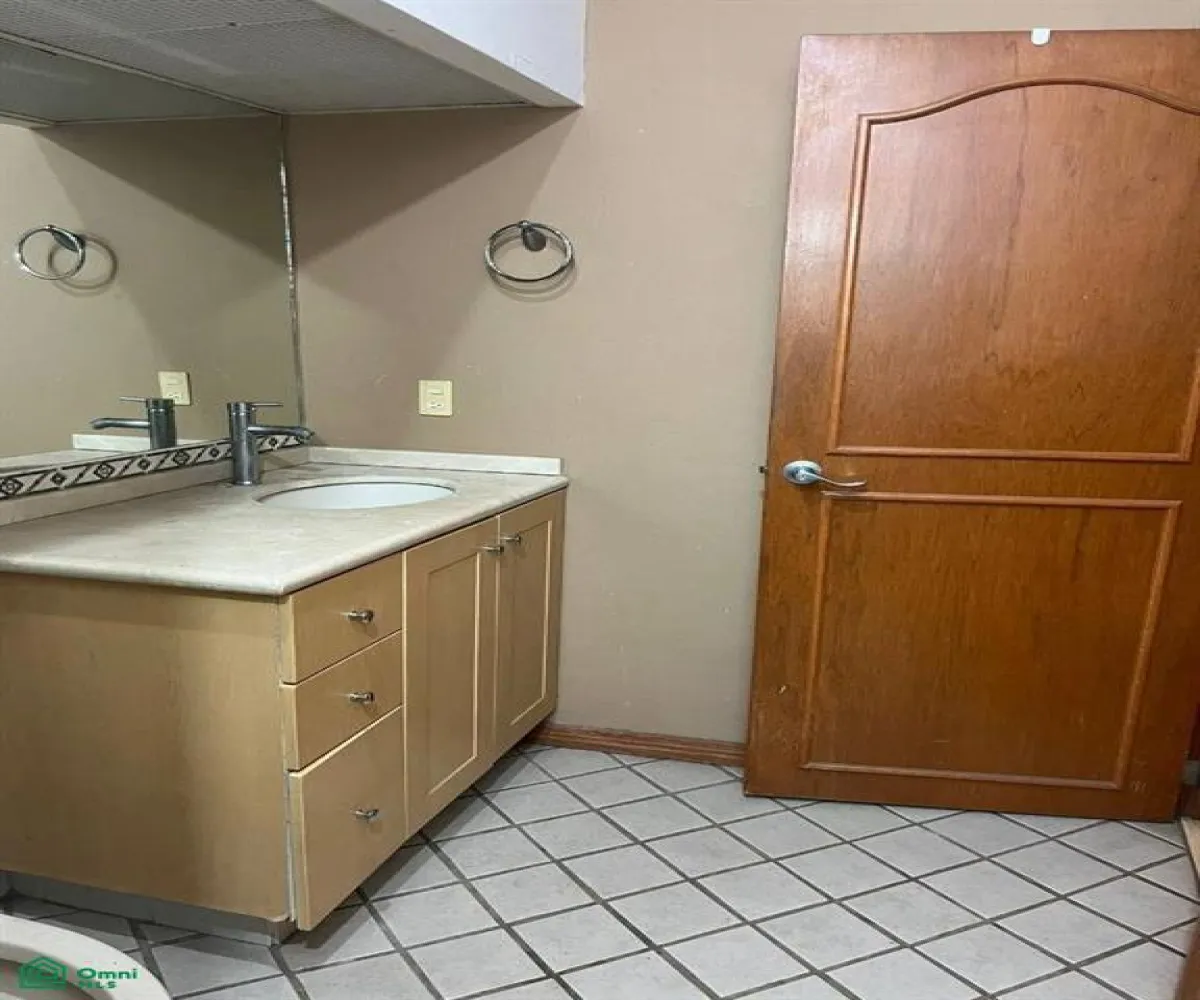 En Venta,Los Pinos Campestre,LORENZO BARCELATA 4700, Zapopan, Jalisco 45239, 3 Habitaciones,3 Baños,LORENZO BARCELATA,2,MX25958192