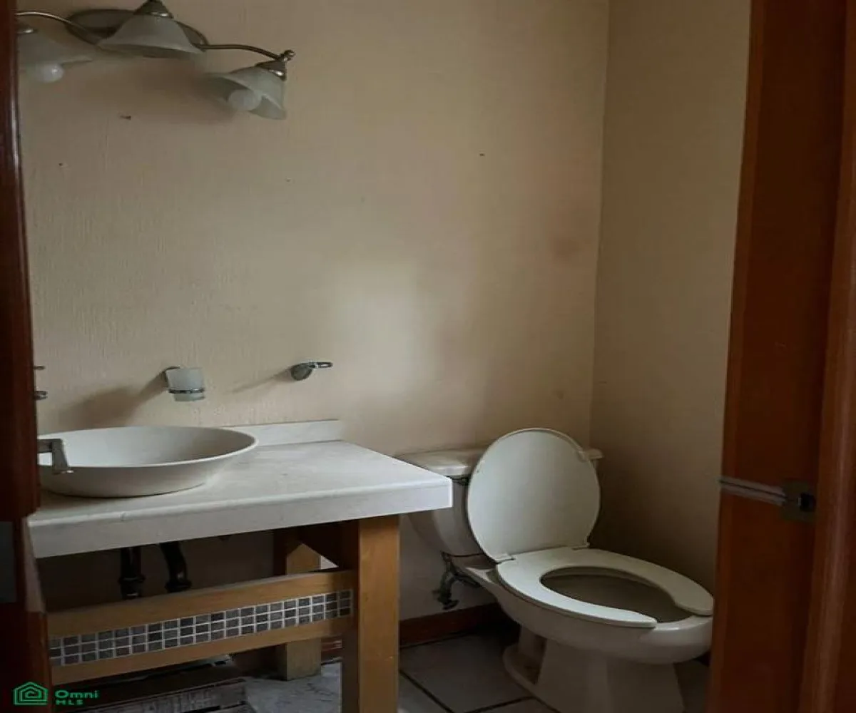 En Venta,Los Pinos Campestre,LORENZO BARCELATA 4700, Zapopan, Jalisco 45239, 3 Habitaciones,3 Baños,LORENZO BARCELATA,2,MX25958192