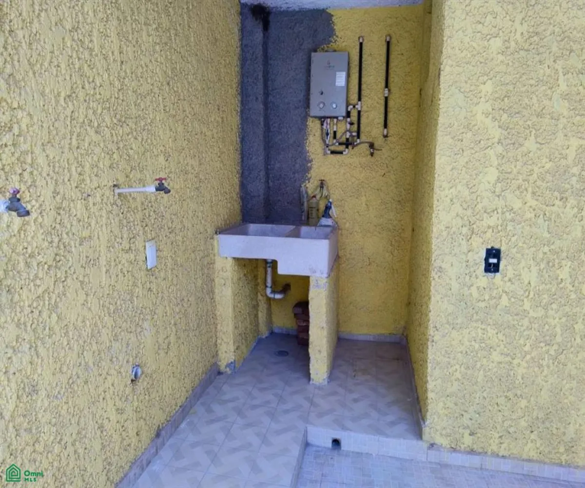 En Venta,Santa Anita Residencial,Pozo 100, Rojobot 55, Tlaquepaque, Jalisco 45600, 2 Habitaciones,1 Baño,Pozo 100, Rojobot,2,MX25959980