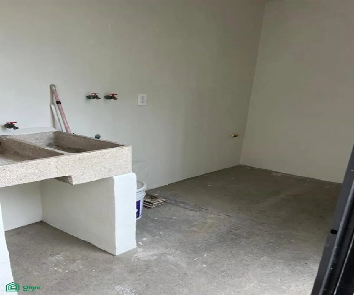 En Venta,Adamar,Av. Adamar 548 - 7, Tlajomulco de Zuniga, Jalisco 45646, 3 Habitaciones,2 Baños,Av. Adamar,2,MX25960884