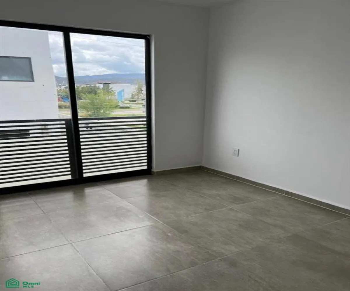En Venta,Adamar,Av. Adamar 548 - 7, Tlajomulco de Zuniga, Jalisco 45646, 3 Habitaciones,2 Baños,Av. Adamar,2,MX25960884