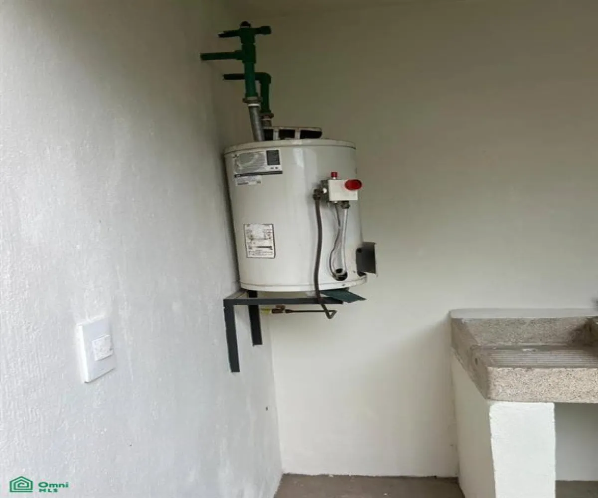 En Venta,Adamar,Av. Adamar 548 - 7, Tlajomulco de Zuniga, Jalisco 45646, 3 Habitaciones,2 Baños,Av. Adamar,2,MX25960884