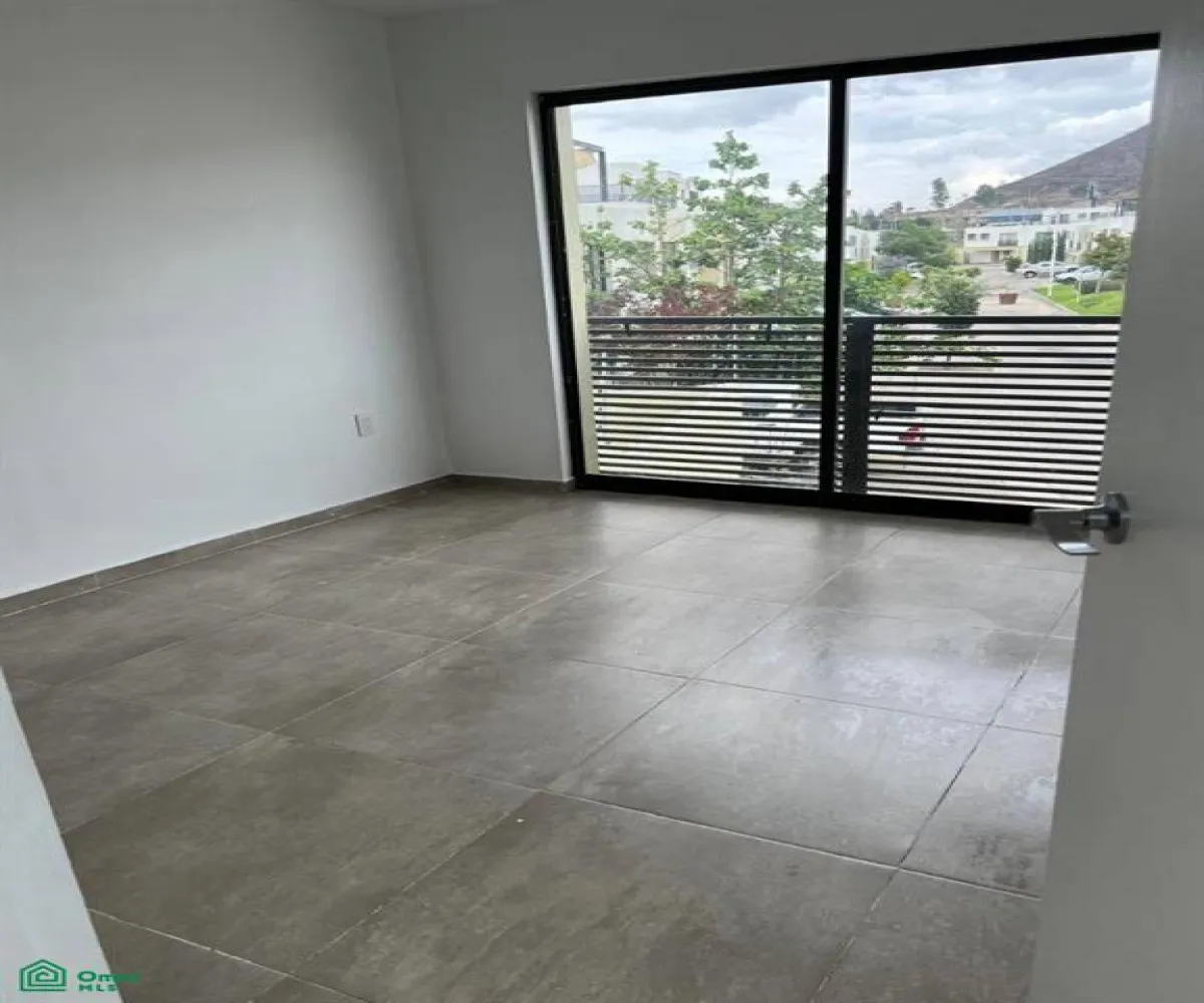 En Venta,Adamar,Av. Adamar 548 - 7, Tlajomulco de Zuniga, Jalisco 45646, 3 Habitaciones,2 Baños,Av. Adamar,2,MX25960884