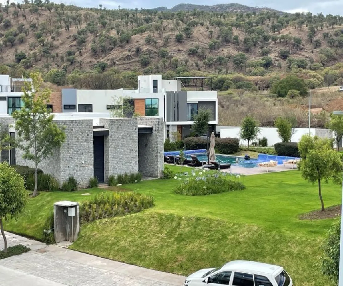 Casa En Venta,Coto el Paraiso,Boulevard Bosques de Santa Anita 2377, Tlajomulco de Zúñiga, Jalisco 45640, 3 Habitaciones,3 Baños,Boulevard Bosques de Santa Anita,1,paNCv0X