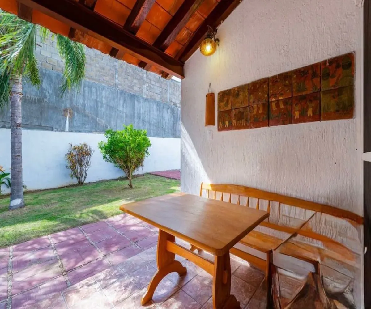 Casa En Venta,Bucerias,Playa Pontoque 7, Bahía de Banderas, Nayarit 63738, 5 Habitaciones,4 Baños,Playa Pontoque,1,pNurBI5