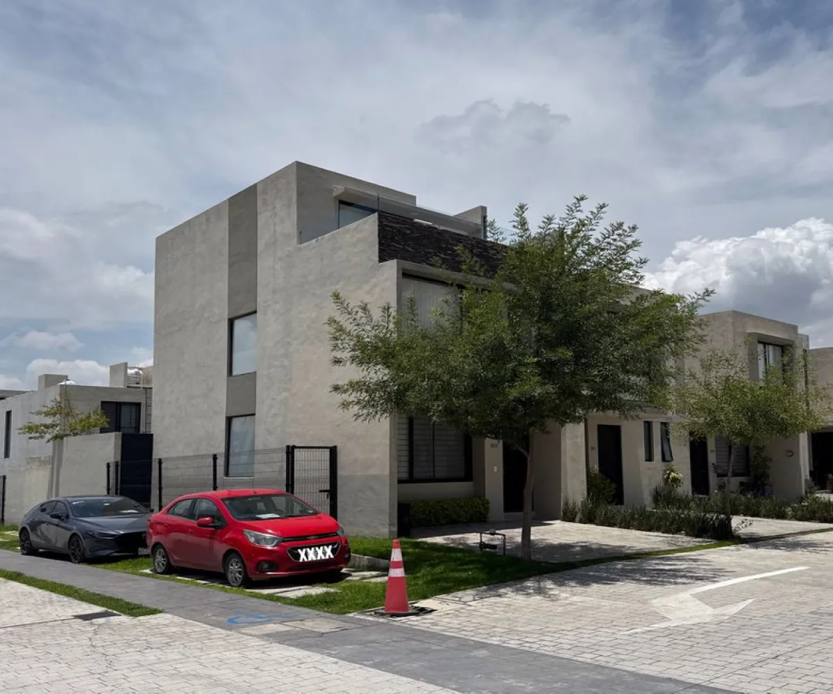 Casa En Venta,Jardines de Santa Anita,Camino a San Isidro 1540 114, Tlajomulco de Zúñiga, Jalisco 45645, 3 Habitaciones,3 Baños,Camino a San Isidro,3,pkeRZA8
