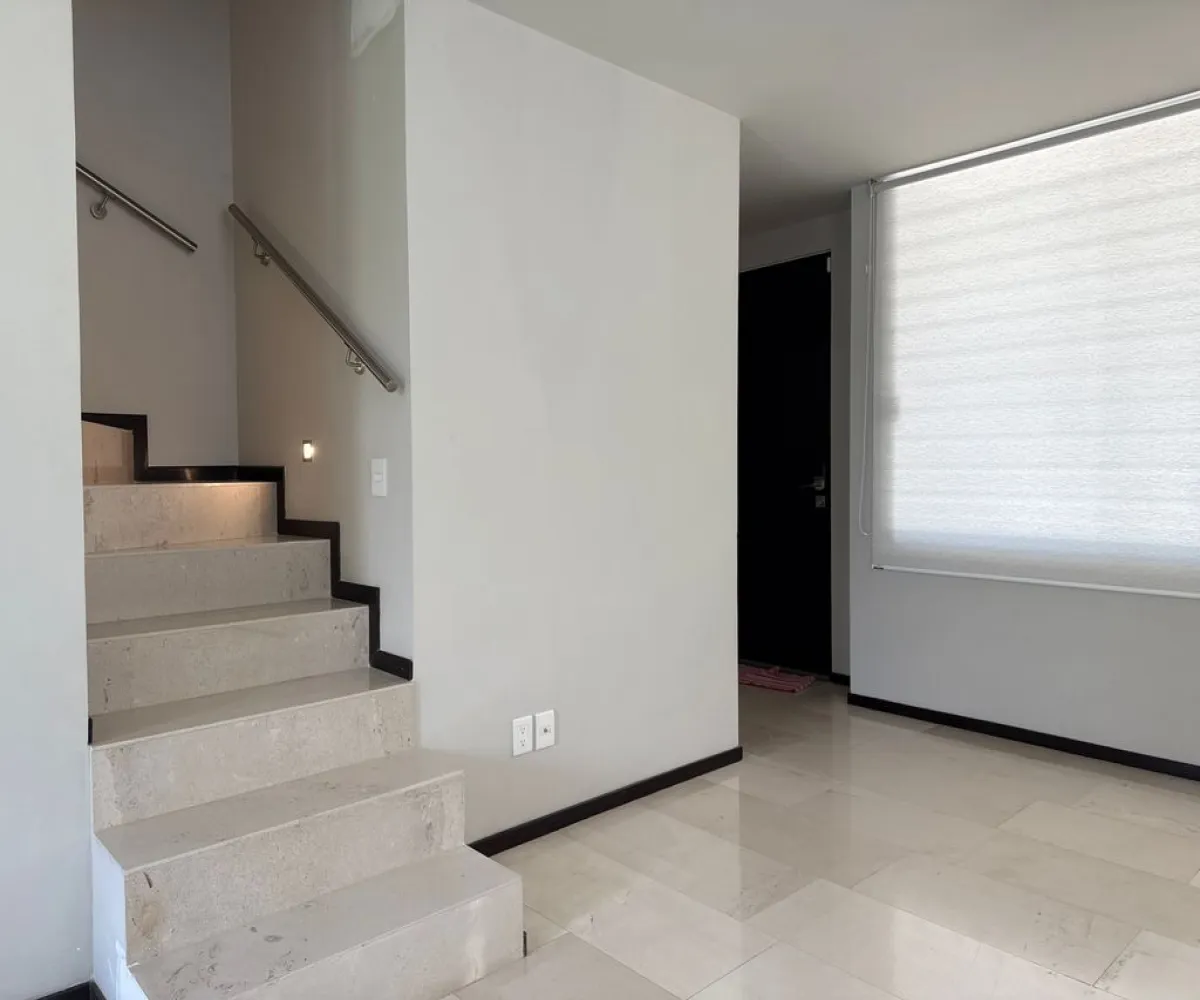 Casa En Venta,Jardines de Santa Anita,Camino a San Isidro 1540 114, Tlajomulco de Zúñiga, Jalisco 45645, 3 Habitaciones,3 Baños,Camino a San Isidro,3,pkeRZA8