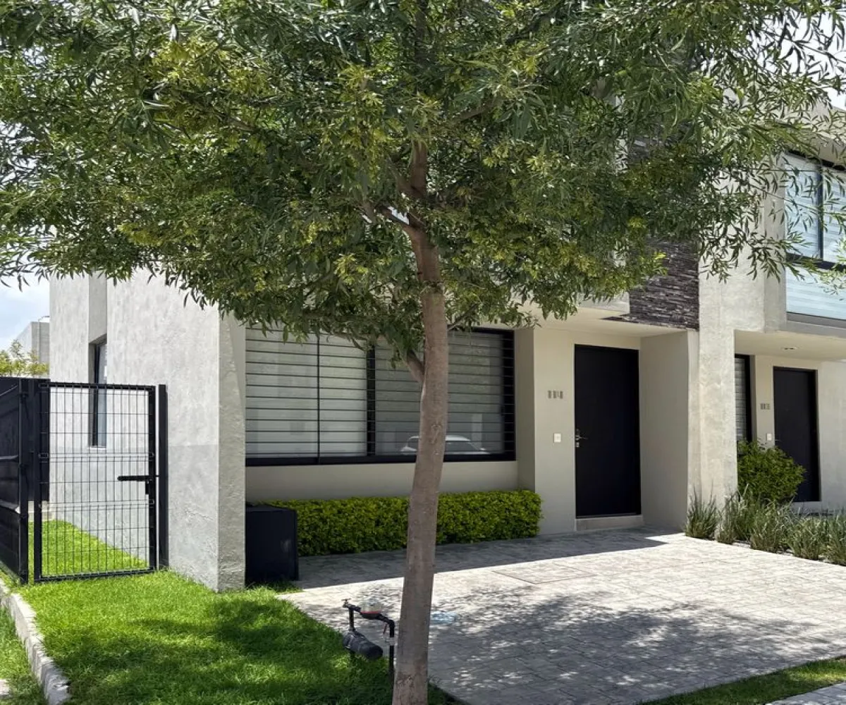 Casa En Venta,Jardines de Santa Anita,Camino a San Isidro 1540 114, Tlajomulco de Zúñiga, Jalisco 45645, 3 Habitaciones,3 Baños,Camino a San Isidro,3,pkeRZA8