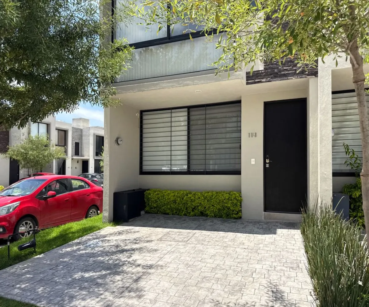 Casa En Venta,Jardines de Santa Anita,Camino a San Isidro 1540 114, Tlajomulco de Zúñiga, Jalisco 45645, 3 Habitaciones,3 Baños,Camino a San Isidro,3,pkeRZA8