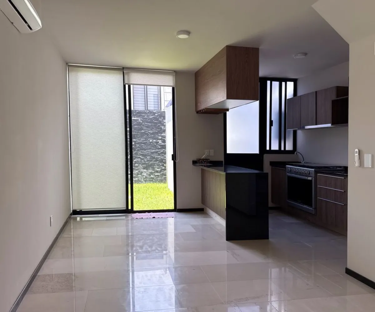 Casa En Venta,Jardines de Santa Anita,Camino a San Isidro 1540 114, Tlajomulco de Zúñiga, Jalisco 45645, 3 Habitaciones,3 Baños,Camino a San Isidro,3,pkeRZA8
