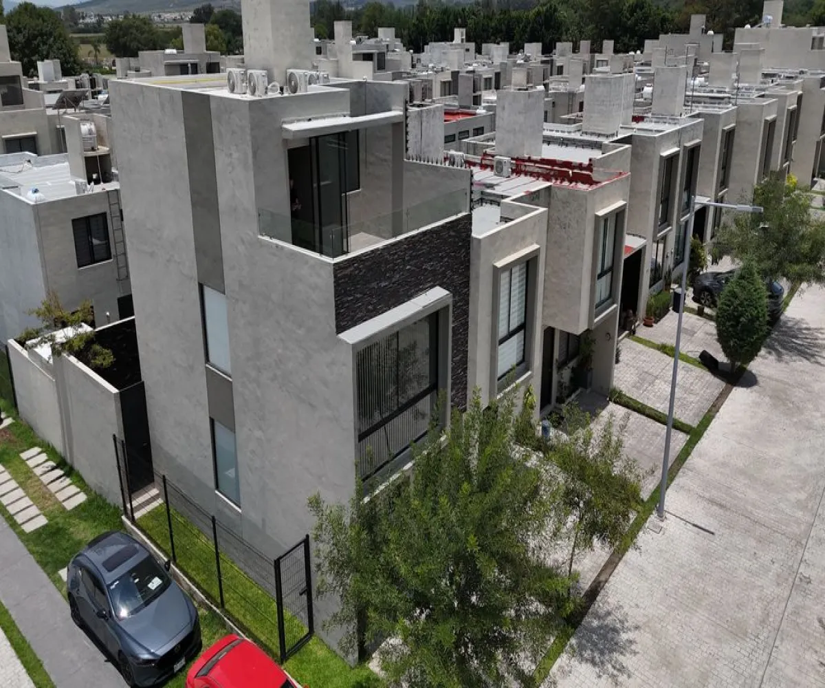 Casa En Venta,Jardines de Santa Anita,Camino a San Isidro 1540 114, Tlajomulco de Zúñiga, Jalisco 45645, 3 Habitaciones,3 Baños,Camino a San Isidro,3,pkeRZA8