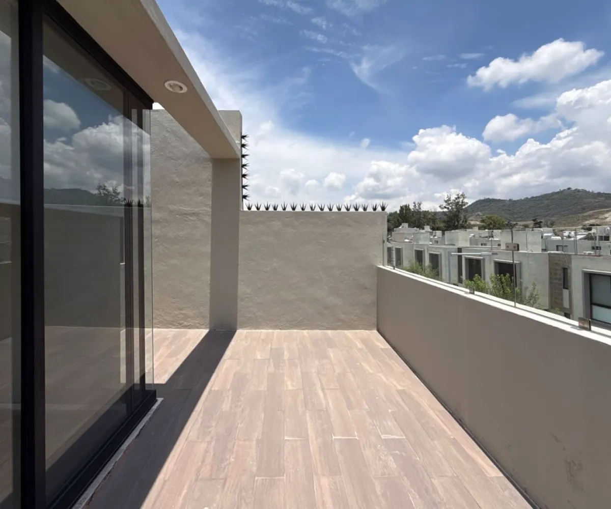 Casa En Venta,Jardines de Santa Anita,Camino a San Isidro 1540 114, Tlajomulco de Zúñiga, Jalisco 45645, 3 Habitaciones,3 Baños,Camino a San Isidro,3,pkeRZA8