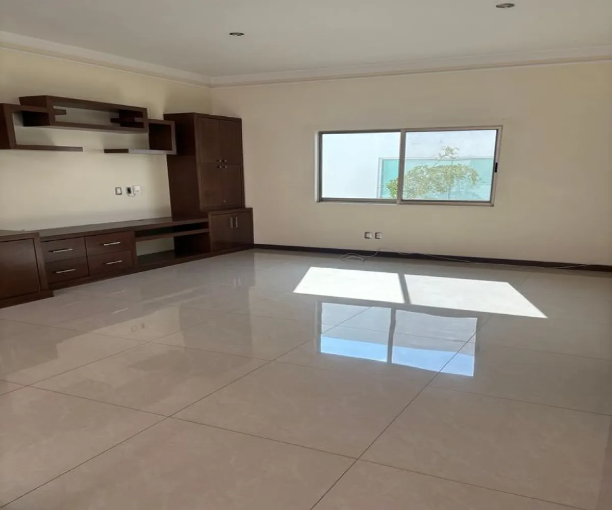Casa En Venta,Valle Real,Paseo San Arturo Poniente 101 82, Zapopan, Jalisco 45019, 3 Habitaciones,4 Baños,Paseo San Arturo Poniente,1,pKMdoXj