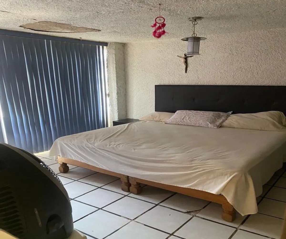 Casa En Venta,Santa Elena Alcalde,Calle Cadiz 2555, Guadalajara, Jalisco 44220, 3 Habitaciones,1 Baño,Calle Cadiz,1,pneLw79