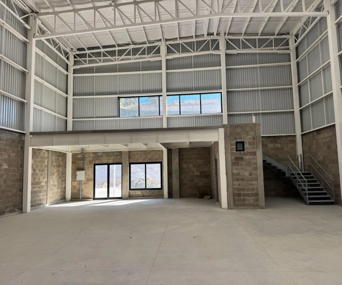 Industrial En Renta,Calle Jilgueros 1293, Zapopan, Jalisco 45134,2 Baños,Calle Jilgueros,1,pb3NFdV