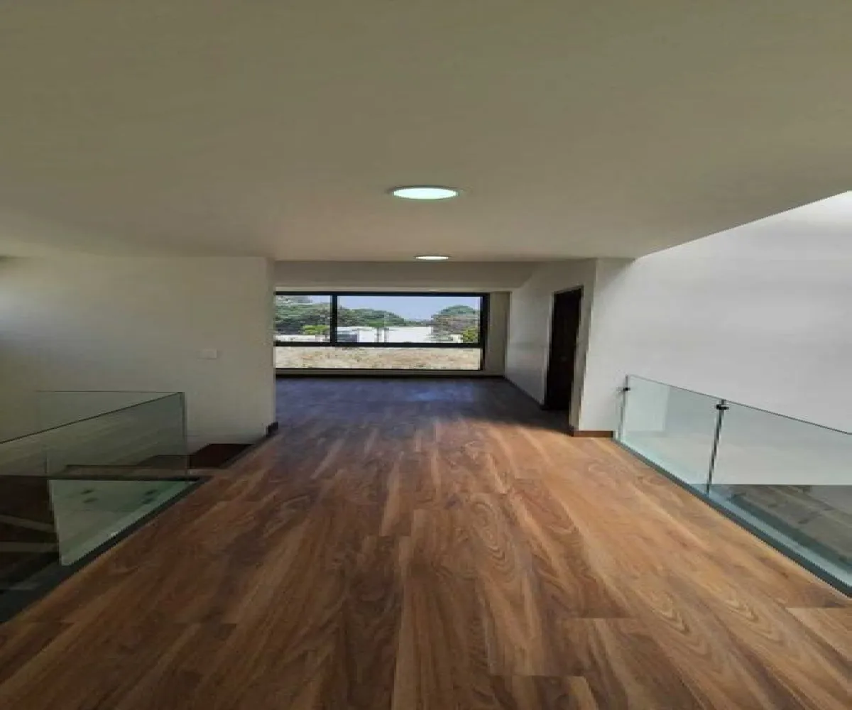 Casa En Venta,Bugambilias,Avenida Lorenzo Barcelata 510 17, Zapopan, Jalisco 45237, 4 Habitaciones,5 Baños,Avenida Lorenzo Barcelata,1,pL9oID4