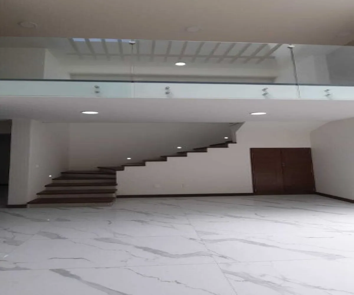 Casa En Venta,Bugambilias,Avenida Lorenzo Barcelata 510 17, Zapopan, Jalisco 45237, 4 Habitaciones,5 Baños,Avenida Lorenzo Barcelata,1,pL9oID4