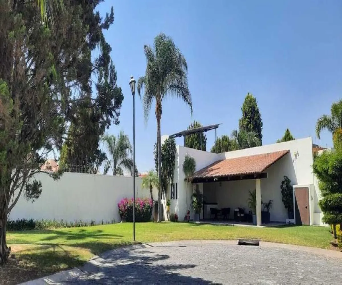 Casa En Venta,Bugambilias,Avenida Lorenzo Barcelata 510 17, Zapopan, Jalisco 45237, 4 Habitaciones,5 Baños,Avenida Lorenzo Barcelata,1,pL9oID4