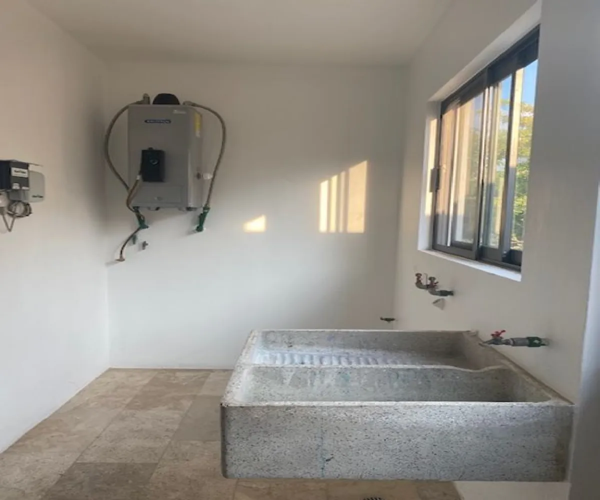 Casa En Renta,Bosques de Santa Anita,Boulevard Bosques de Santa Anita 245, Tlajomulco de Zúñiga, Jalisco 45640, 3 Habitaciones,3 Baños,Boulevard Bosques de Santa Anita,1,pWjYILY