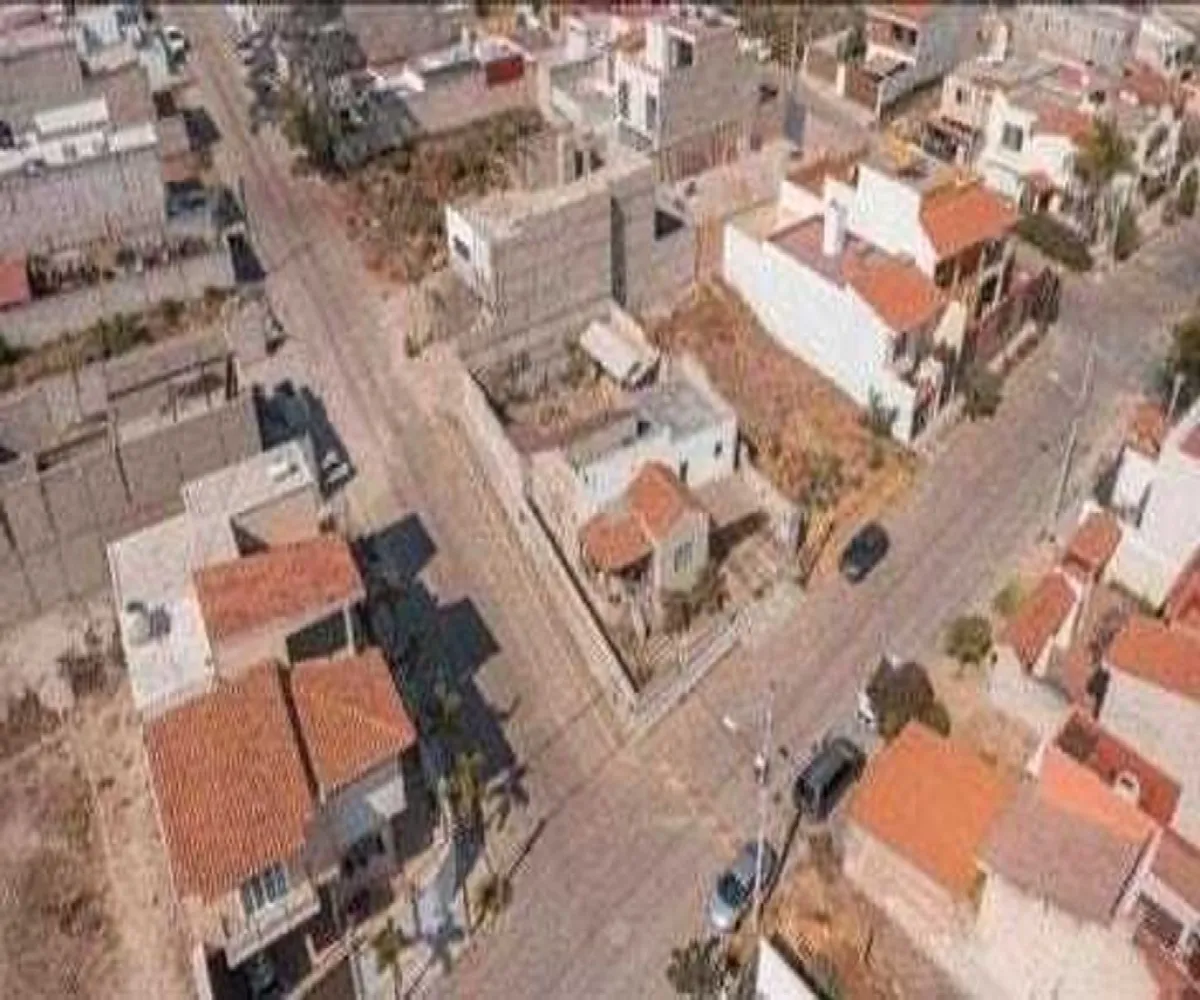 Casa En Venta,Cortijo San Agustin,Paseo de Las Planicies 25, Tlajomulco de Zúñiga, Jalisco 45645, 4 Habitaciones,2 Baños,Paseo de Las Planicies,1,psZR4mr