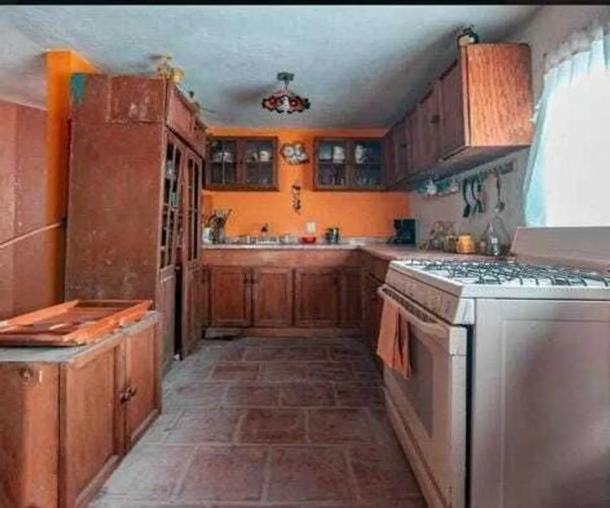 Casa En Venta,Cortijo San Agustin,Paseo de Las Planicies 25, Tlajomulco de Zúñiga, Jalisco 45645, 4 Habitaciones,2 Baños,Paseo de Las Planicies,1,psZR4mr