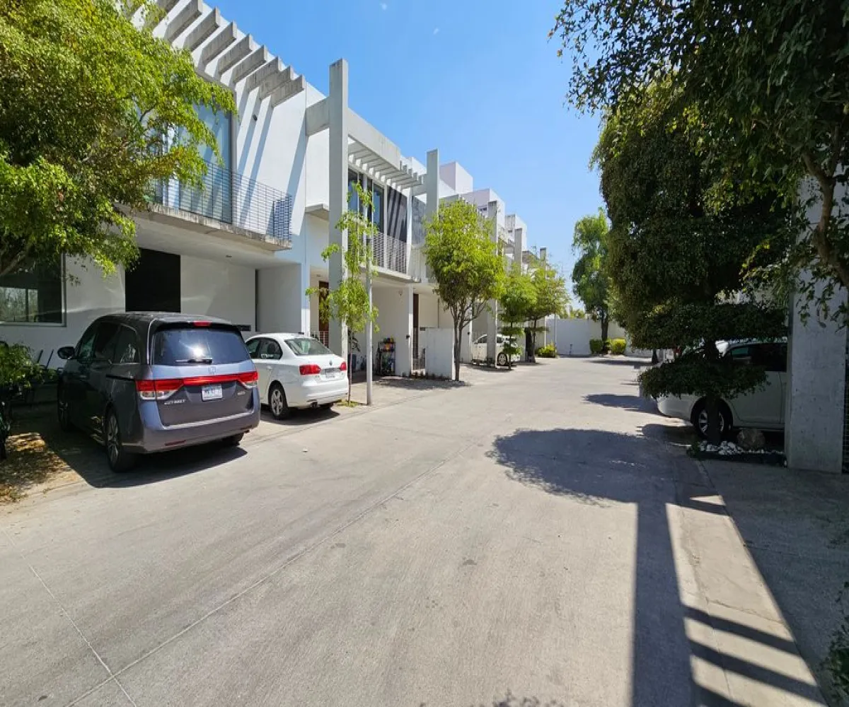 Casa En Venta,San Juan de Ocotán,Avenida 5 de Mayo 455, Zapopan, Jalisco 45019, 3 Habitaciones,2 Baños,Avenida 5 de Mayo,2,pCXAOWN