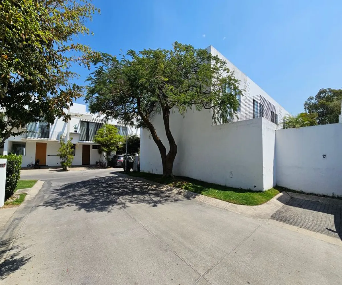 Casa En Venta,San Juan de Ocotán,Avenida 5 de Mayo 455, Zapopan, Jalisco 45019, 3 Habitaciones,2 Baños,Avenida 5 de Mayo,2,pCXAOWN