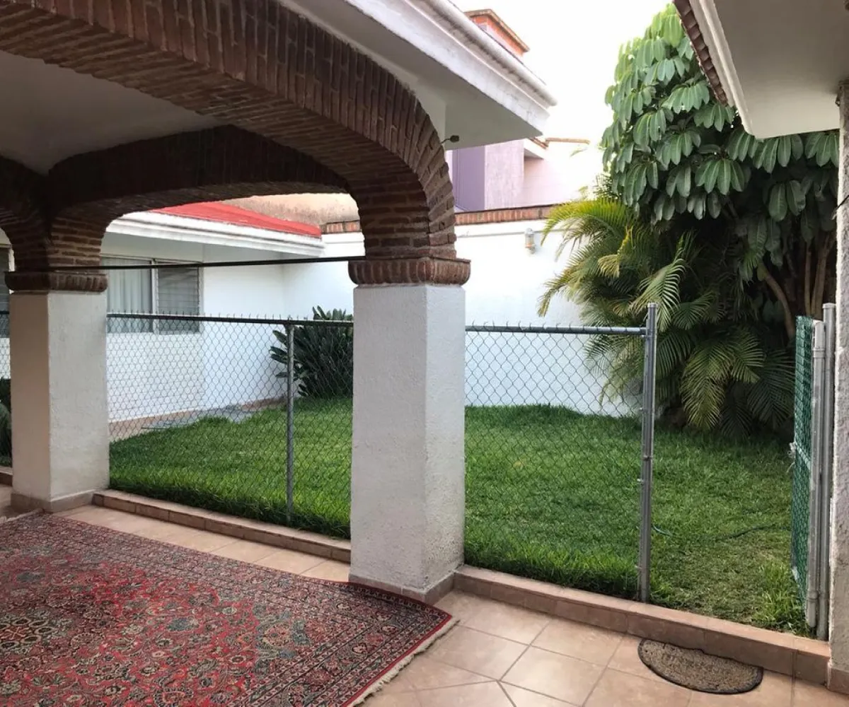 Casa En Venta,Prados Tepeyac,Prado de los Tabachines 1114, Zapopan, Jalisco 45050, 4 Habitaciones,4 Baños,Prado de los Tabachines,2,p1FYZtK