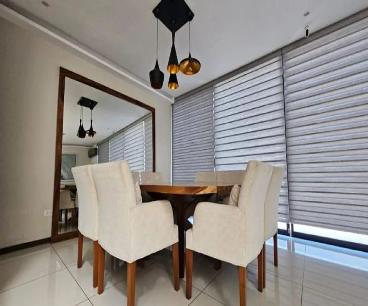 Casa En Venta,Valle Real,Avenida Paseo La Toscana 888, Zapopan, Jalisco 45019, 5 Habitaciones,4 Baños,Avenida Paseo La Toscana,1,pOEg66I