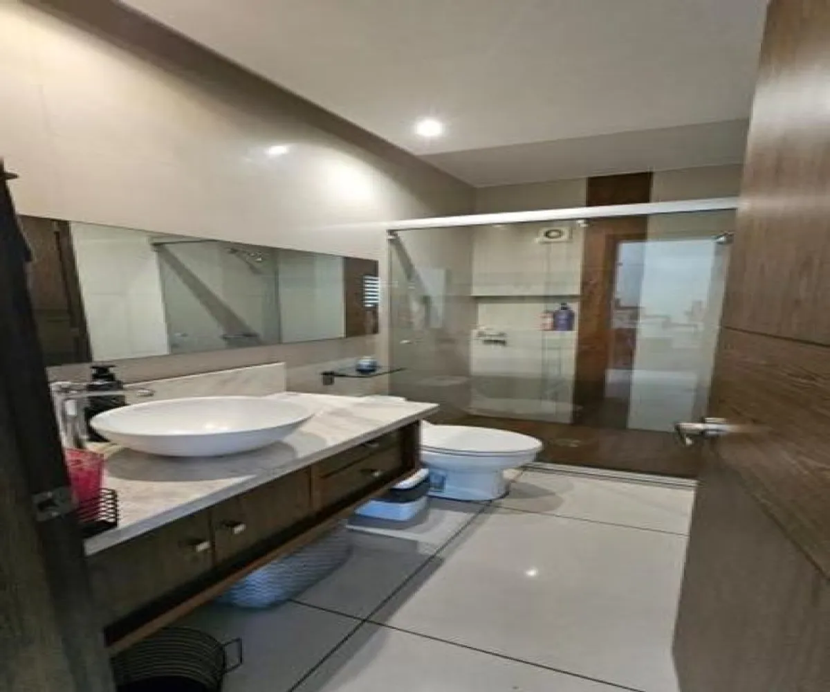 Casa En Venta,Valle Real,Avenida Paseo La Toscana 888, Zapopan, Jalisco 45019, 5 Habitaciones,4 Baños,Avenida Paseo La Toscana,1,pOEg66I