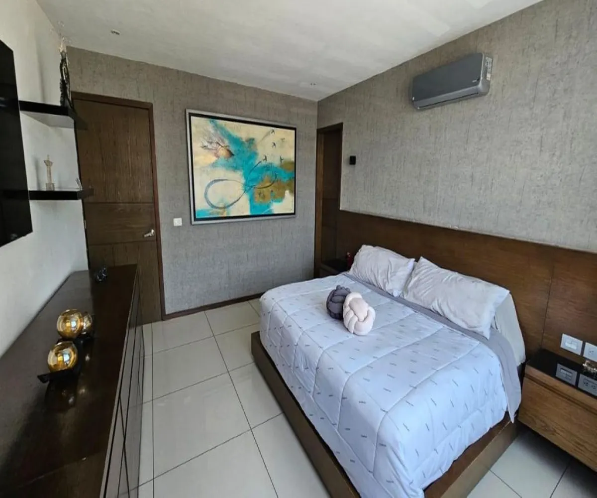 Casa En Venta,Valle Real,Avenida Paseo La Toscana 888, Zapopan, Jalisco 45019, 5 Habitaciones,4 Baños,Avenida Paseo La Toscana,1,pOEg66I