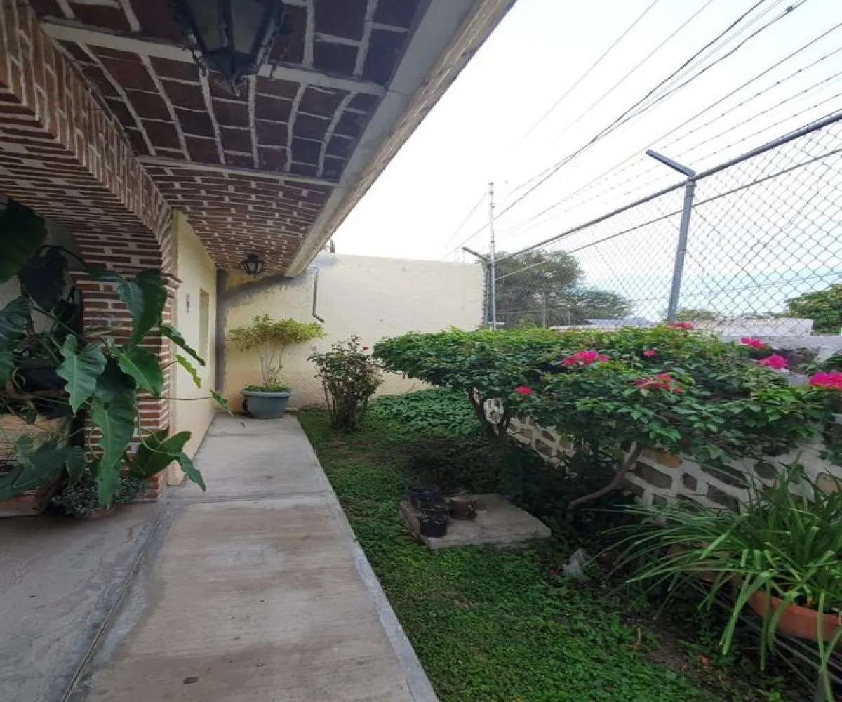 Casa En Venta,Los Cedros,Ixtlahuacan de los Membrillos S/N, Ixtlahuacán de los Membrillos, Jalisco 45850, 1 Cuarto,2 Baños,Ixtlahuacan de los Membrillos,1,p03MmAL
