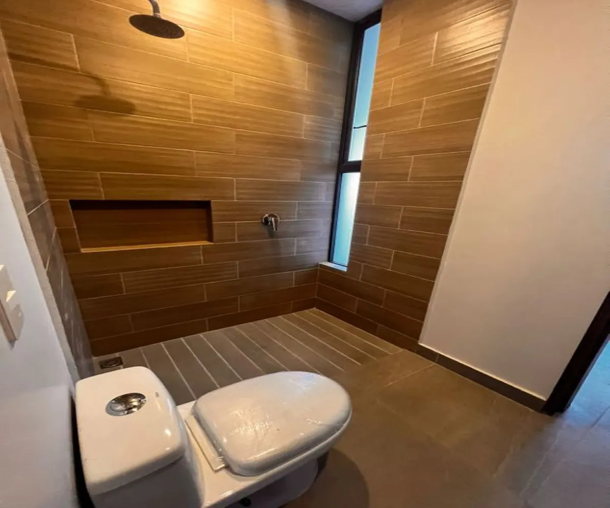 Casa En Venta,Bosques Vallarta,Bosques Vallarta S/N, Zapopan, Jalisco 45222, 3 Habitaciones,2 Baños,Bosques Vallarta,3,p0j0Wzu