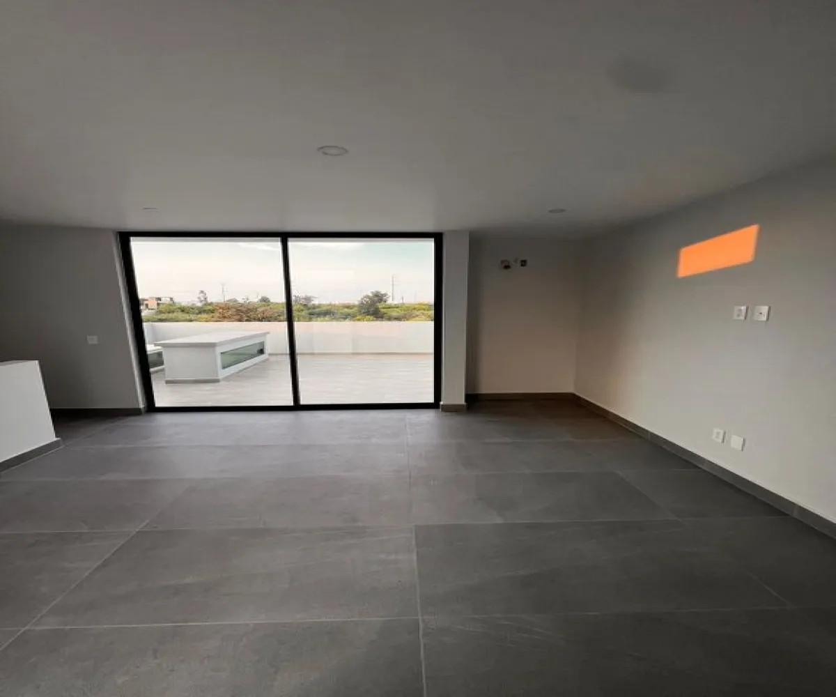 Casa En Venta,Bosques Vallarta,Bosques Vallarta S/N, Zapopan, Jalisco 45222, 3 Habitaciones,2 Baños,Bosques Vallarta,3,p0j0Wzu