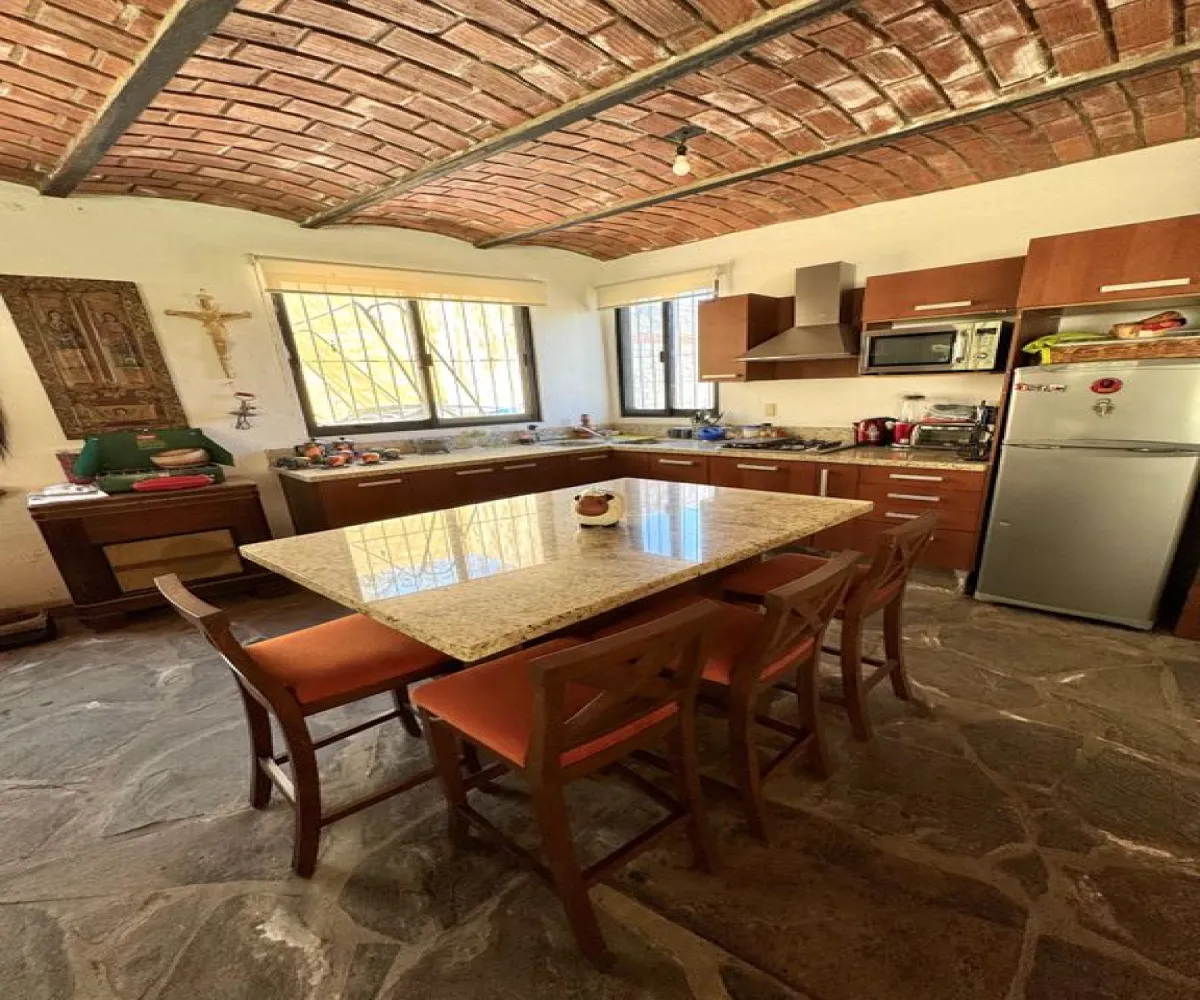 Casa En Venta,Calle Romulo Chavarin S/N, Tala, Jalisco 45300, 1 Cuarto,2 Baños,Calle Romulo Chavarin,1,p7ZFgal