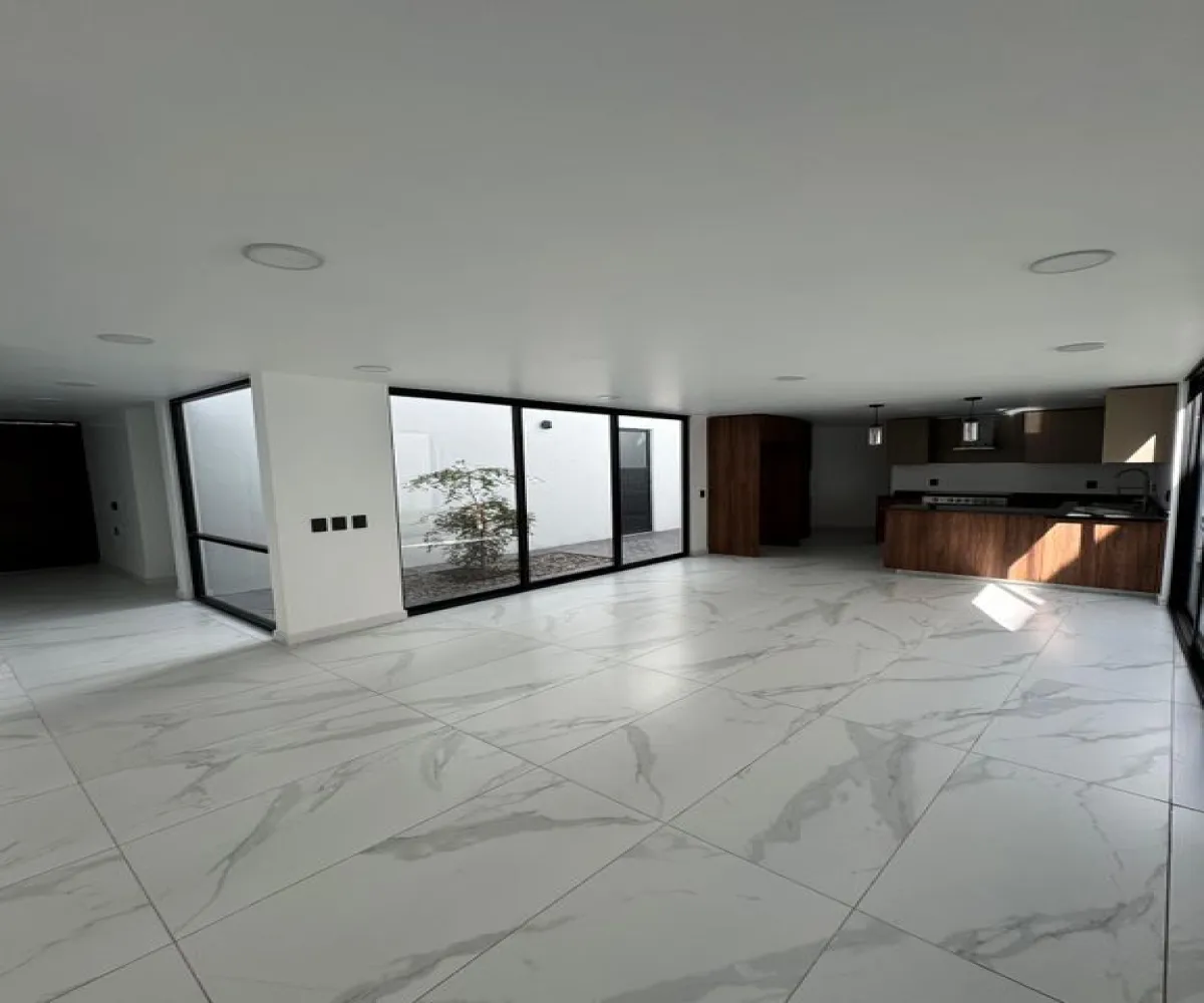 Casa En Venta,Capital Norte,Boulevard Valle Imperial S/N, Zapopan, Jalisco 45134, 4 Habitaciones,4 Baños,Boulevard Valle Imperial,1,pAtmcCG