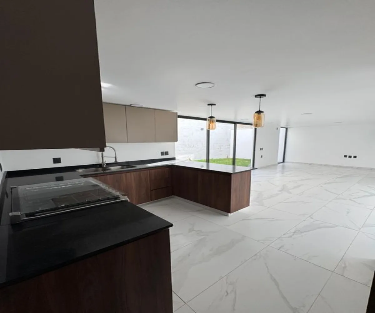 Casa En Venta,Capital Norte,Boulevard Valle Imperial S/N, Zapopan, Jalisco 45134, 4 Habitaciones,4 Baños,Boulevard Valle Imperial,1,pAtmcCG