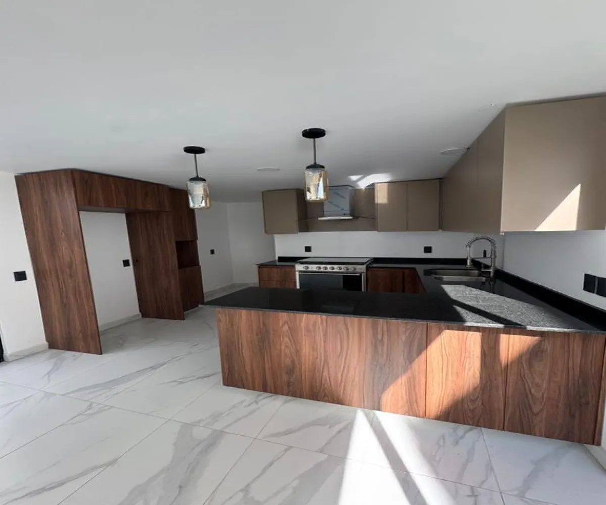 Casa En Venta,Capital Norte,Boulevard Valle Imperial S/N, Zapopan, Jalisco 45134, 4 Habitaciones,4 Baños,Boulevard Valle Imperial,1,pAtmcCG